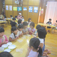 給食の様子