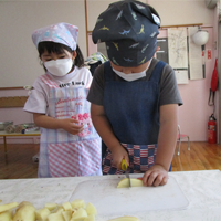 給食の様子